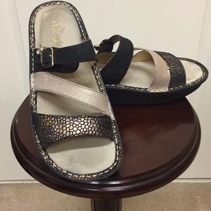 Algeria Sandals